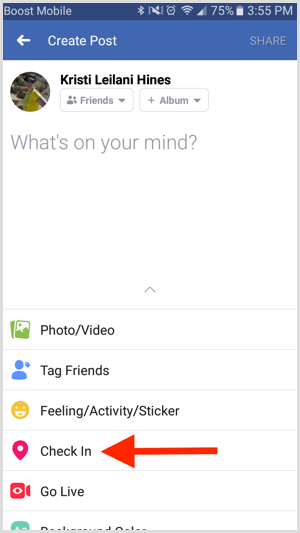 „Facebook“ programoje sukurkite naują įrašą ir palieskite „Check In“.