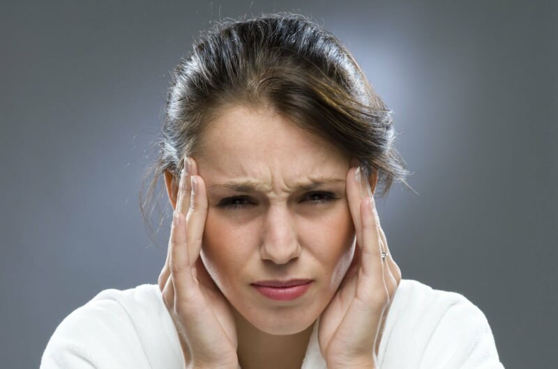 Daugybė situacijų gali sukelti galvos skausmą.