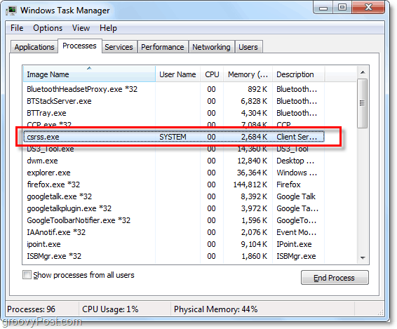 „csrss.exe“, kaip matyti „Windows 7“ užduočių tvarkytuvėje