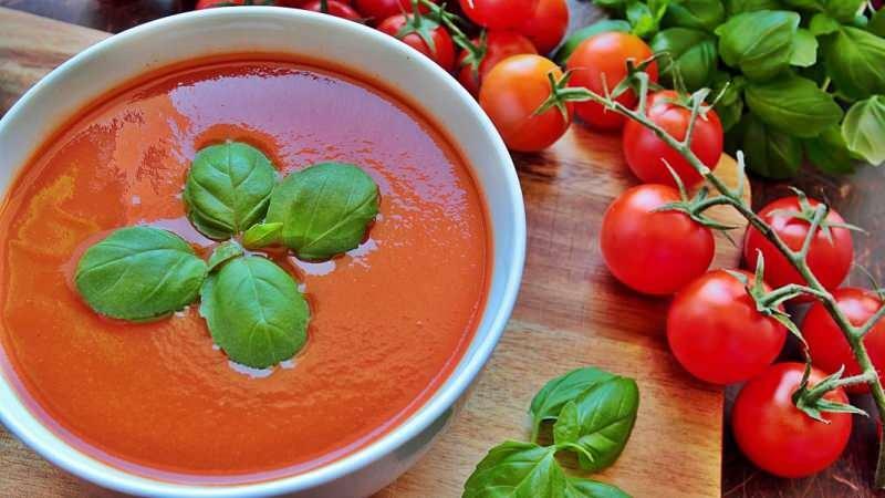 Kiek kalorijų yra pomidoruose? Ar pomidorų sriuba priauga svorio?
