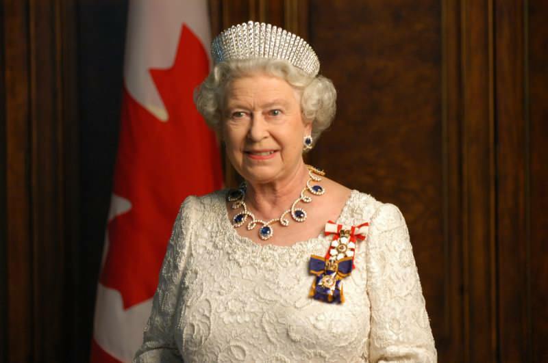Karalienė Elžbieta paliko rūmus bijodama koronos viruso! Pirmą kartą žiūrėta po 72 dienų