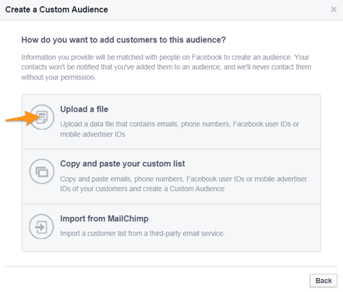 „facebook“ sukuria pasirinktinę auditoriją