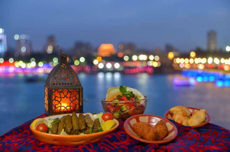 Dyt. Specialūs Sena Karahan pasiūlymai dėl mitybos Ramadano mėnesiui