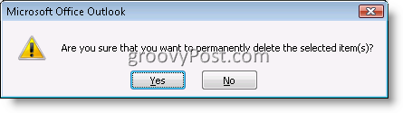 „Outlook“ patvirtinimo laukelis, skirtas visam laikui ištrinti el. pašto elementą 