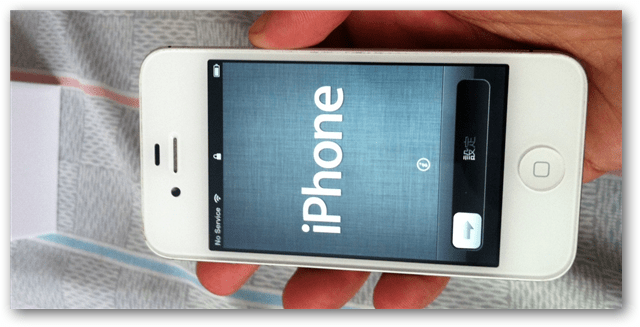 Įsigykite „iPhone 4S“ pigiai