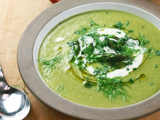 Kaip paruošti šparagų sriubą? Nuostabus meistrės šparagų sriubos receptas
