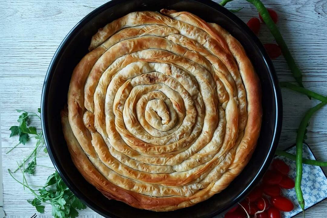 Kaip pasigaminti bulvių pyragą? Skanaus „Kutahya“ dolamerio pyrago receptas