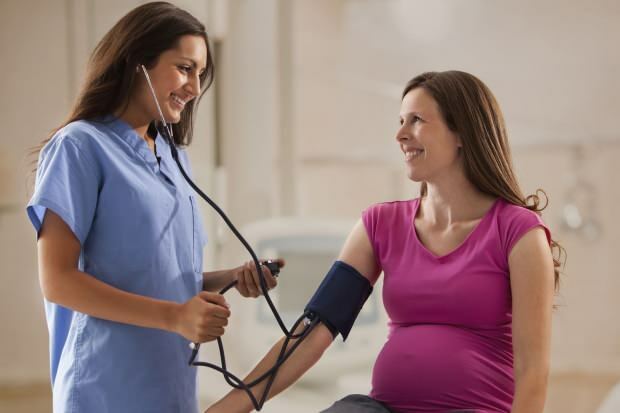 Koks turėtų būti kraujo spaudimas nėštumo metu?