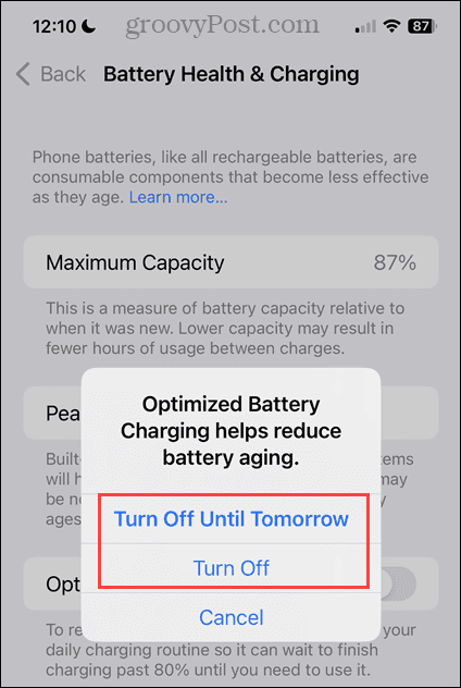 Išjunkite optimizuoto akumuliatoriaus įkrovimo parinktis „iPhone“.