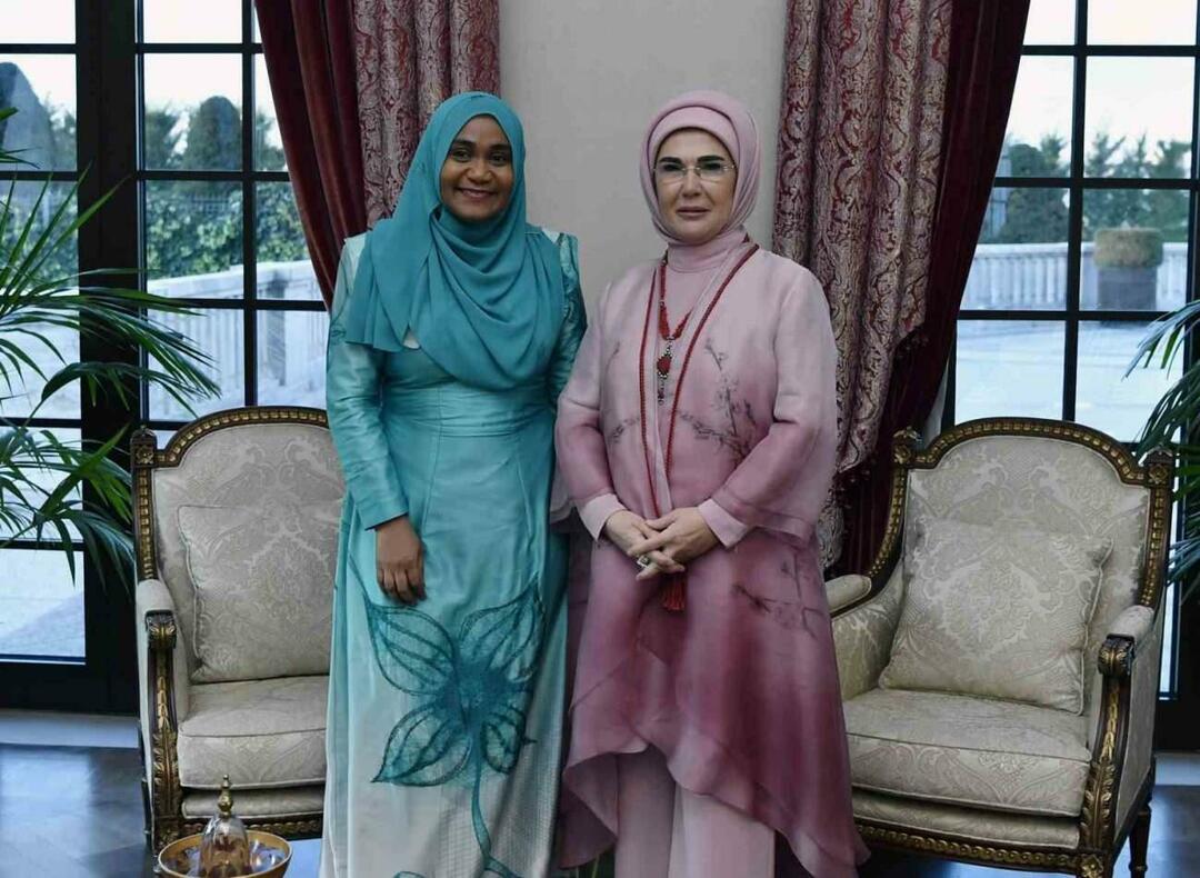 Pirmoji ponia Erdoğan susitiko su Sajidha Mohamed, Maldyvų prezidento Muizzu žmona