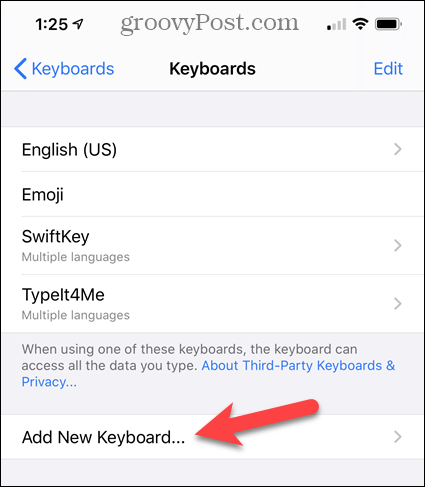 „IPhone“ nustatymuose bakstelėkite Pridėti naują klaviatūrą