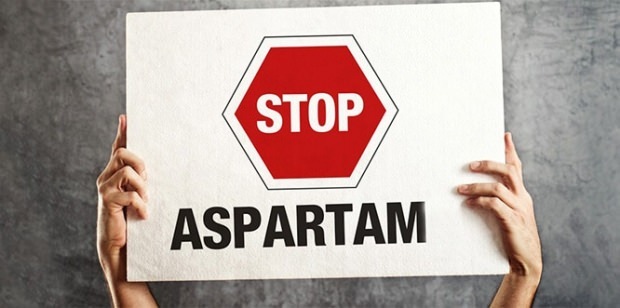 Aspartamas yra legalus narkotikas visame pasaulyje.