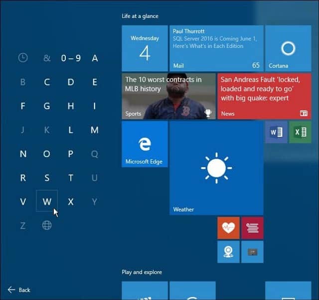 Kur yra priedų aplankas „Windows 10“?