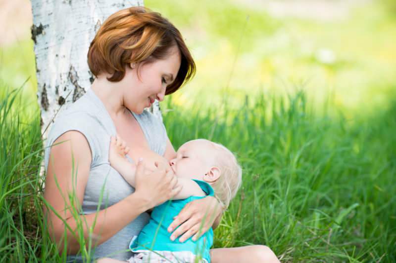 Kūdikio žindymo laikas Korane! Ar draudžiama maitinti krūtimi po 2 metų amžiaus? Malda nujunkyti
