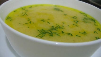 Kaip pasidaryti praktinę sultinio sriubą?