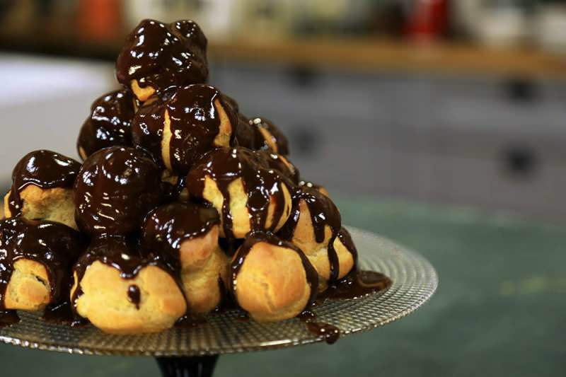 Kaip pasigaminti lengviausią profiterolį namuose? Patarimai, kaip gaminti profiteroles namuose