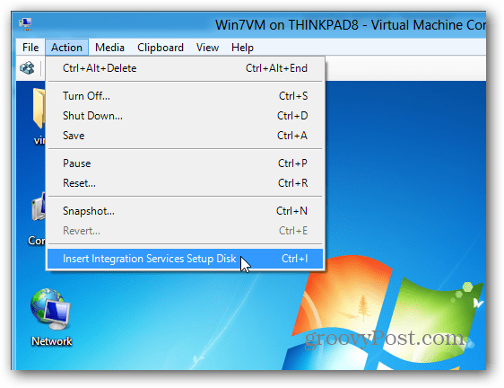 Įdiekite „Hyper-V“ VM integravimo paslaugas „Windows 8“