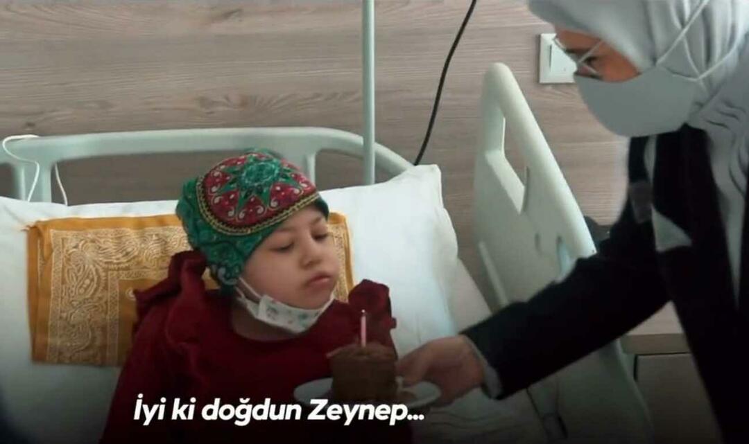 Emine Erdoğan aplankė vėžiu sergančius vaikus