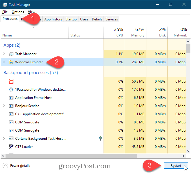Pasirinkite „Windows Explorer“ procesą ir spustelėkite „Restart“ iš naujo „Windows 10“