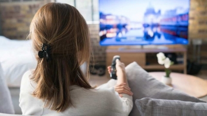Transliuojamas televizijos programų srautas tiems, kurie lieka namuose
