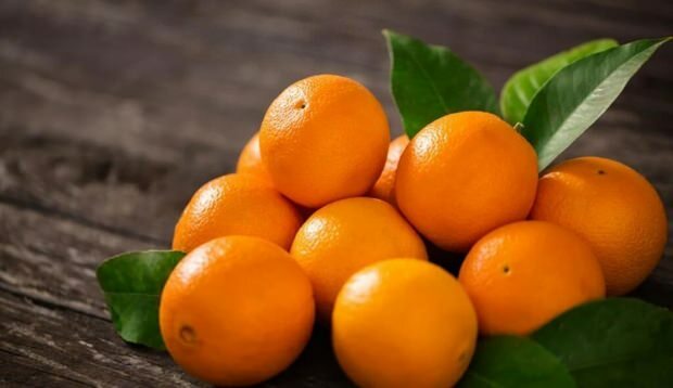 Kokie yra apelsinų pranašumai? Jei kiekvieną dieną išgeriate stiklinę apelsinų sulčių ...