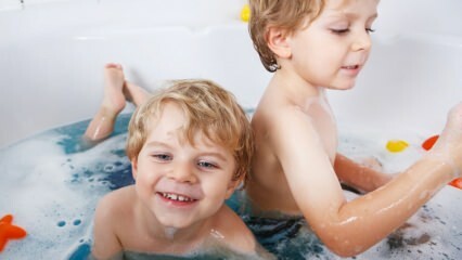 Kaip vyresnis vaikas turėtų būti maudomas? 