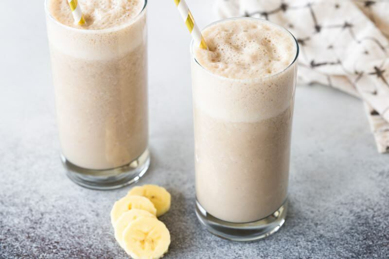 Kaip pasigaminti lengviausią bananų pieno kokteilį? Praktinis bananų pieno kokteilio receptas