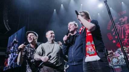 Vokiečių roko grupė Toten Hosen grojo Turkijai Surinkta daugiau nei 1 milijonas eurų!