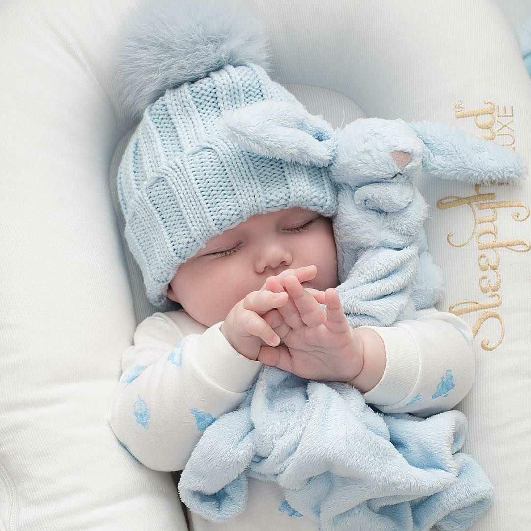 Kada kūdikiai pradeda svajoti?