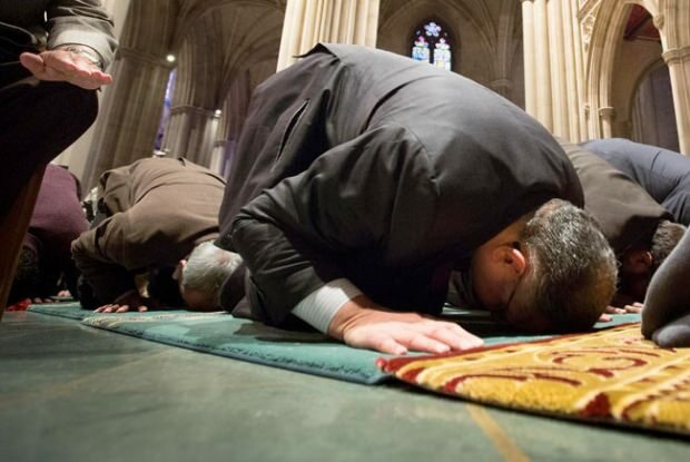 Kaip atlikti maldą, kai malda ateina kartu su kongregacija?