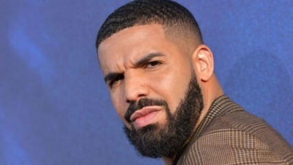 Drake'o 1 mln. USD vertės karoliai sukėlė reakciją socialinėje žiniasklaidoje!