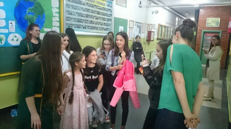 Bosnijos vaikai susitinka su Elifu