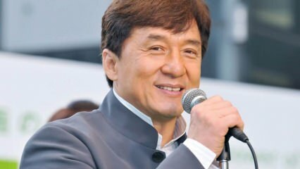 Tariamai aktorė Jackie Chan tariamai karantinuota nuo koronaviruso! Kas yra Jackie Chanas?