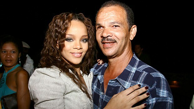 Rihanna ištiesė pagalbos ranką tėvui, kuris buvo užkluptas koronaviruso