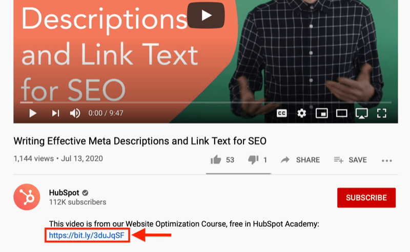 „YouTube“ vaizdo įrašo ekrano kopija, kurioje akcentuojamas švino fiksavimo pasiūlymas vaizdo įrašo aprašyme ne svetainės optimizavimo kursuose