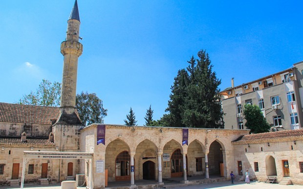 Adana Yağ mečetė