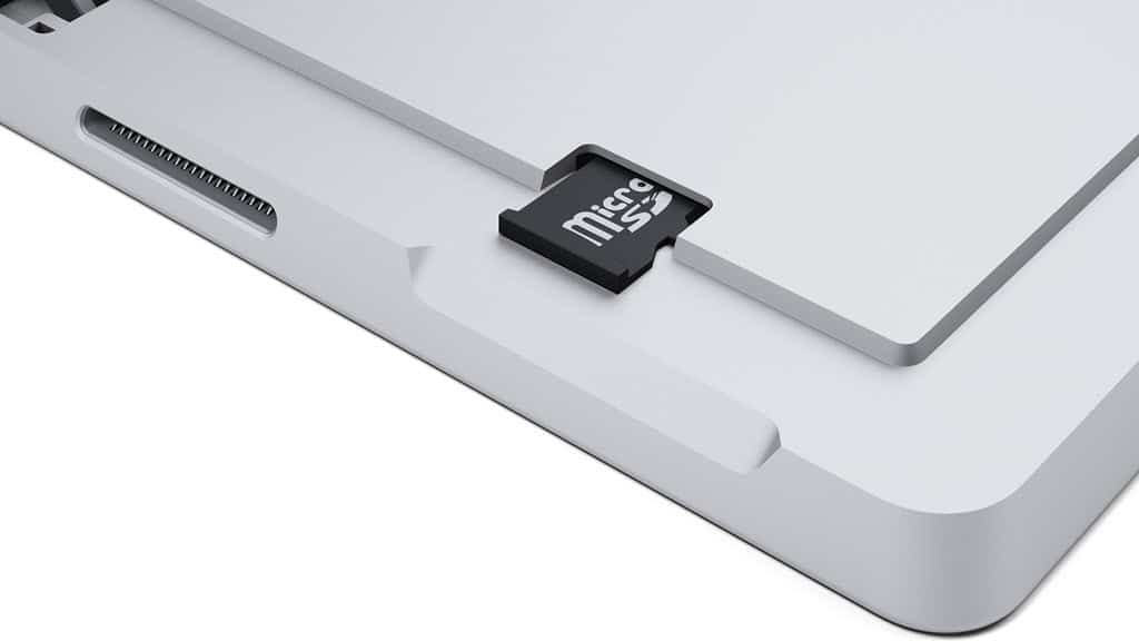 Pridėkite saugyklos vietos prie „Microsoft Surface RT“ naudodami „MicroSD“ kortelę
