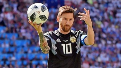 Futbolininkas Messi vilkėjo „Prisikėlimo“ kostiumą!