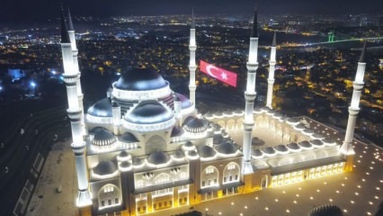 Çamlıca mečetėje baigti paskutiniai pasirengimo darbai! Pirmasis adanas bus skaitomas ketvirtadienį