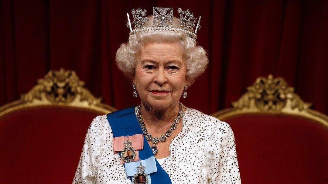 Karalienė Elizabeth paliko savo 447 milijonų dolerių vertės palikimą netikėtam vardui!