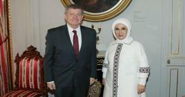 Pirmoji ponia Erdoğan susitiko su Jungtinių Tautų Generalinio Sekretoriaus pavaduotoju!