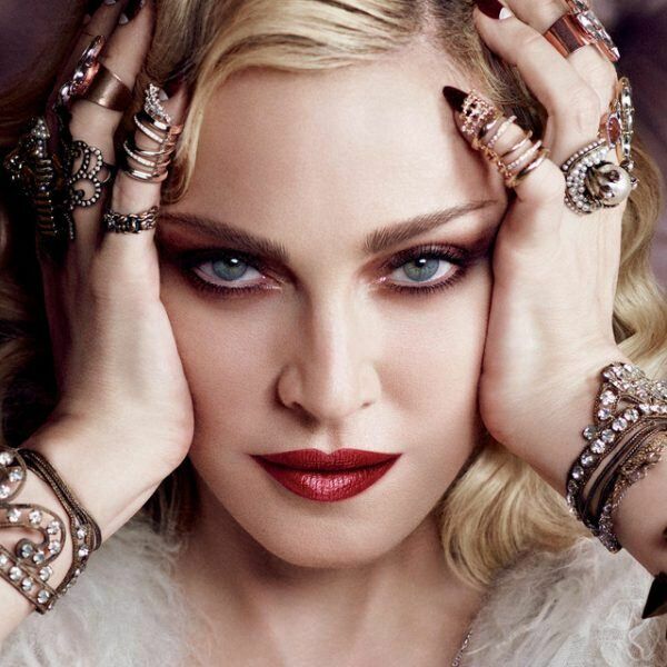 Madonna pareiškia ieškinį Hollanderio gerbėjui