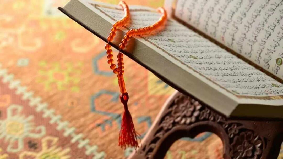 Ar gali mėnesinių ar pagimdžiusi moteris skaityti Koraną? Ar gali menstruacijų metu moteris liesti Koraną?