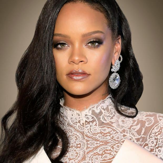 Rihanna naujienos