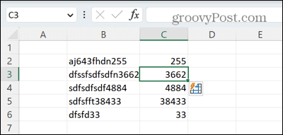 Excel Flash užpildymo rezultatai