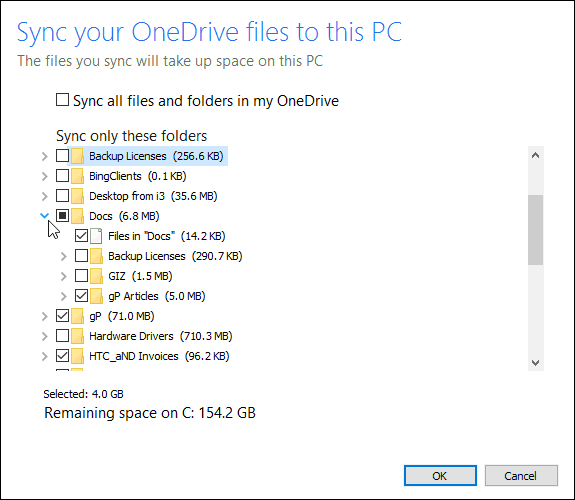 Kaip pasirinkti, kuriuos „OneDrive“ aplankus sinchronizuoti „Windows 10“ lange