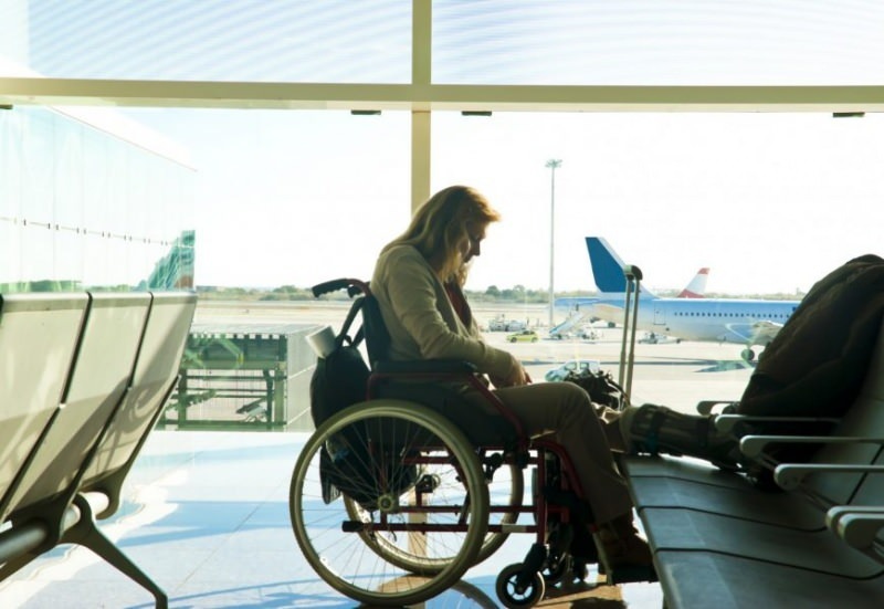 Programos, palengvinančios neįgalių keleivių keliones