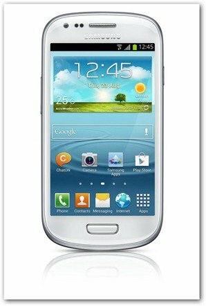 „Samsung“ išleido „Galaxy S III Mini“